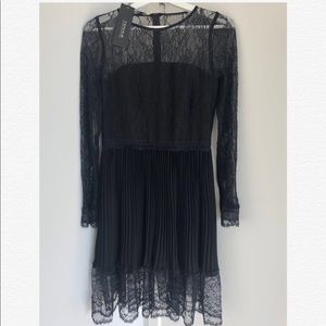 Brand New delicated lace dress-Size S